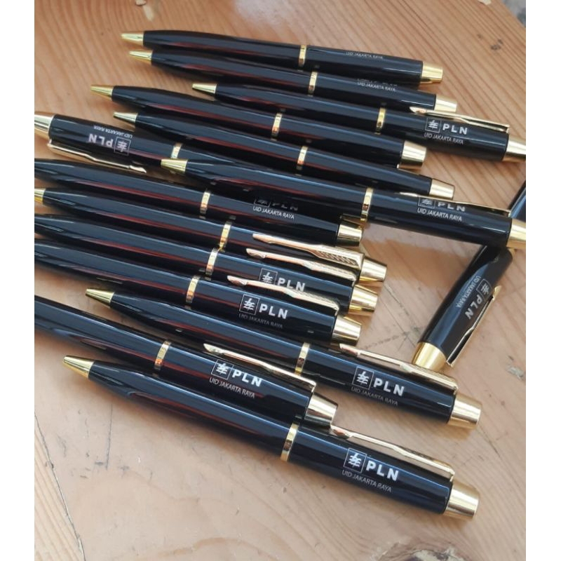 

pulpen custom logo perusahaan pulpen parker