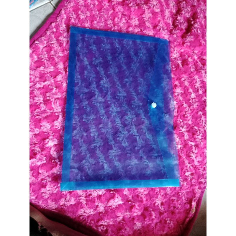 

map plastik kancing