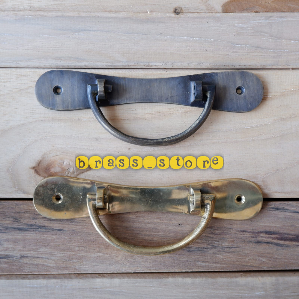 Tarikan Laci Kuningan Antik