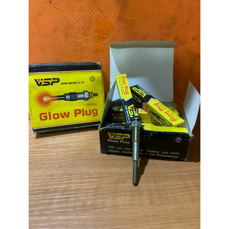 Busi pemanas glow plug diesel isuzu KBD 26,4FB1