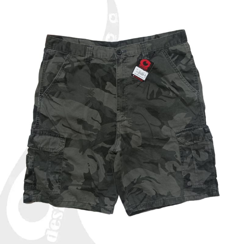 celana pendek cargo wrangler camo