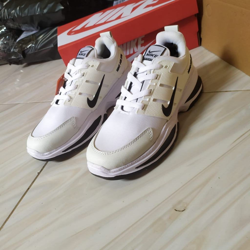 SEPATU PRIA /SNEAKERS PRIA/SEPATU PRIA IMPOR VIETNAM/SEPATU CASUAL/SNEAKER RUNNING