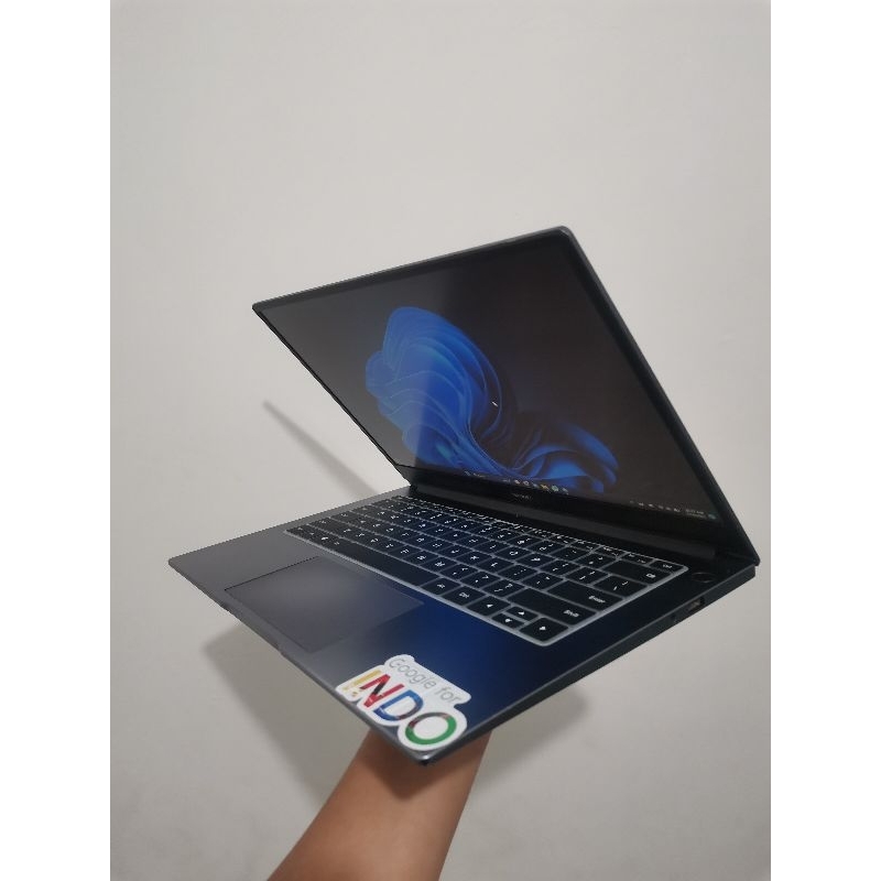 HUAWEI MATEBOOK D14 RYZEN 7 BONUS HARDCASE & ACC