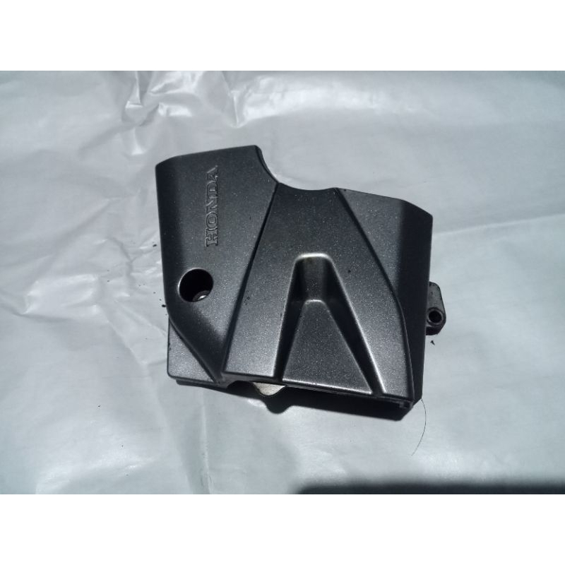 tutup gear depan Blade new absolute original