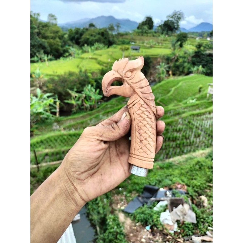 gagang burung garuda kayu rasmala ukir