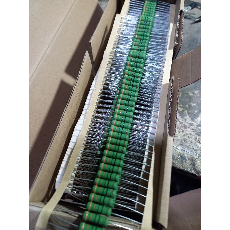 Resistor 330 ohm 2watt