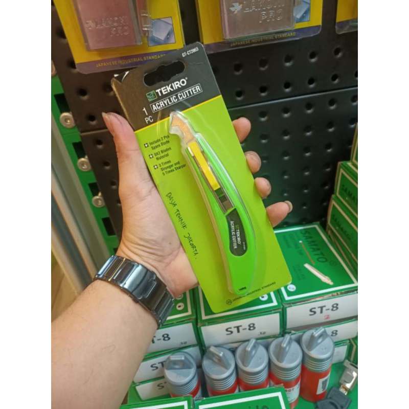 

Baru Cutter Acrylic Tekiro Pisau Akrilik Tekiro Original