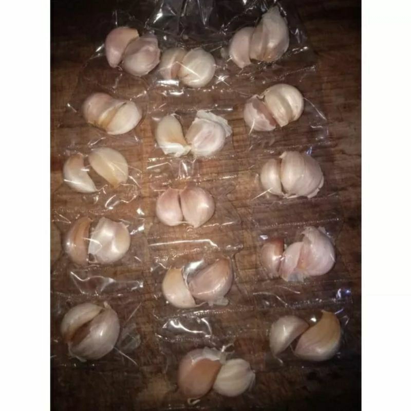 

6 Renceng bawang putih/isi 5pcs perenceng