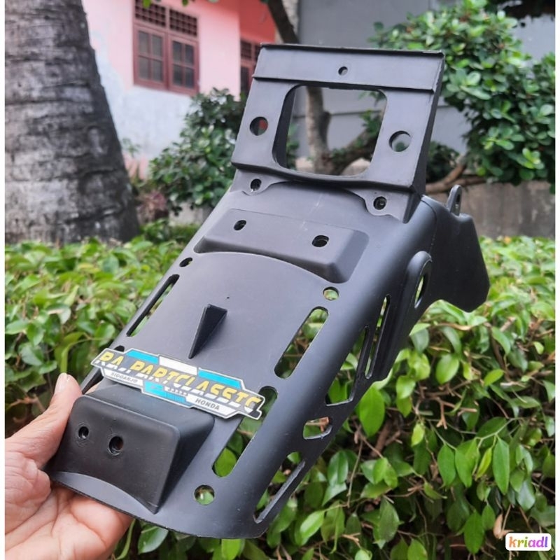 SPAKBOR MP HIU COAK BELAKANG MP HIU COAK BAHAN TEBAL MERK NARITA