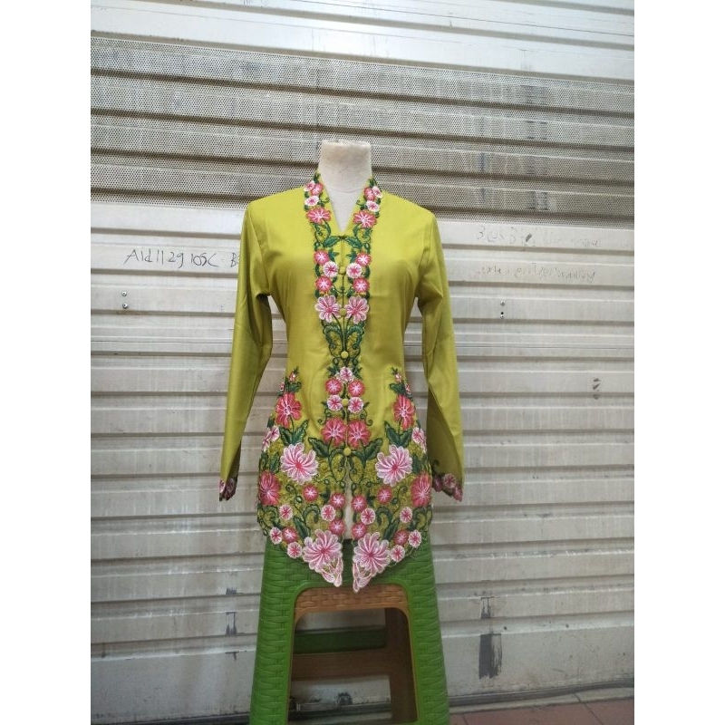 kebaya encim katun ima modern