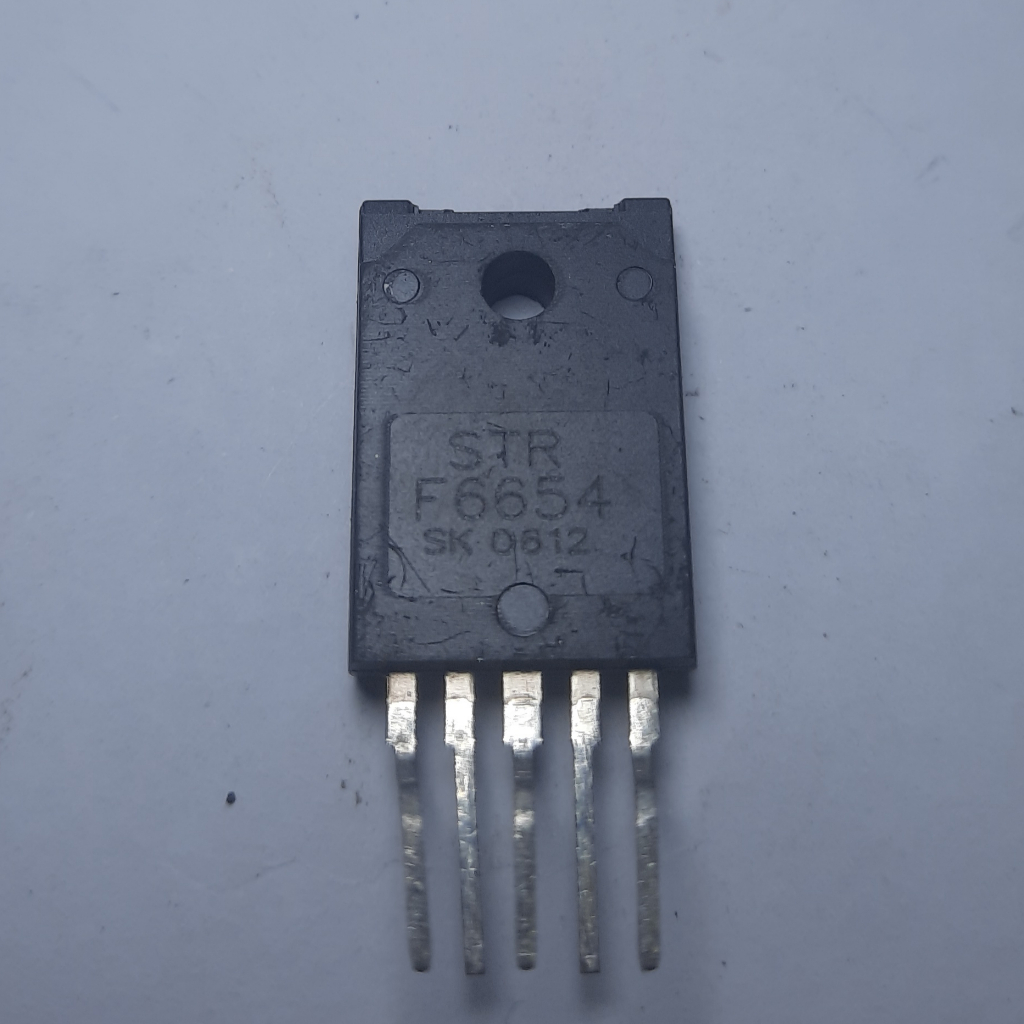Transistor STRF6654 (PIN 3X2 ) STR F6654