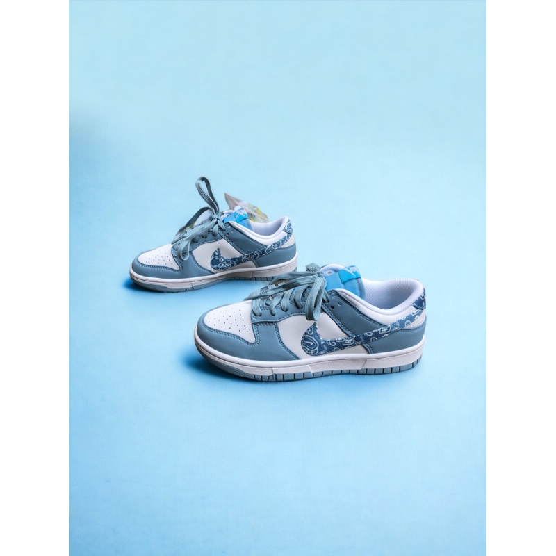 NIKE SB DUNK BLUE