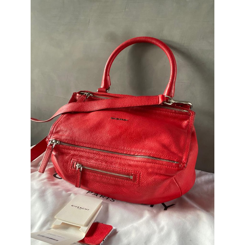 PRELOVED Givenchy Pandora medium red