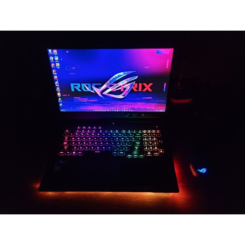 Asus ROG Strix G17 G713RM-R736H6G-O Eclipse Gray RTX3060 RYZEN 7 6800H 16 CORE 1TB NVME GEN 4.0 16GB