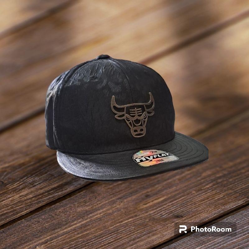 Topi snapback banteng chicago logo besi