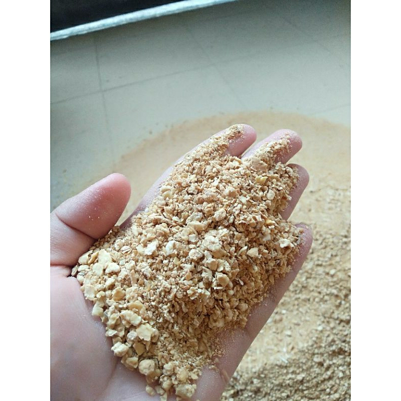 

SBM/BKK/BUNGKIL KEDELAI (Soy Bean Meal) 1kg