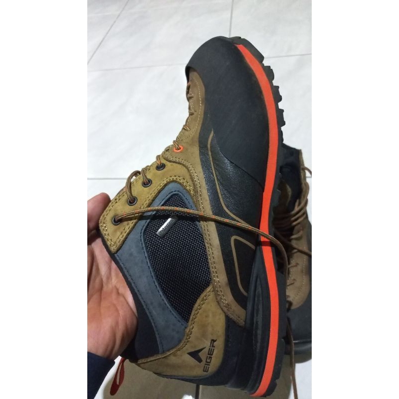 sepatu eiger anaconda 2.0 second