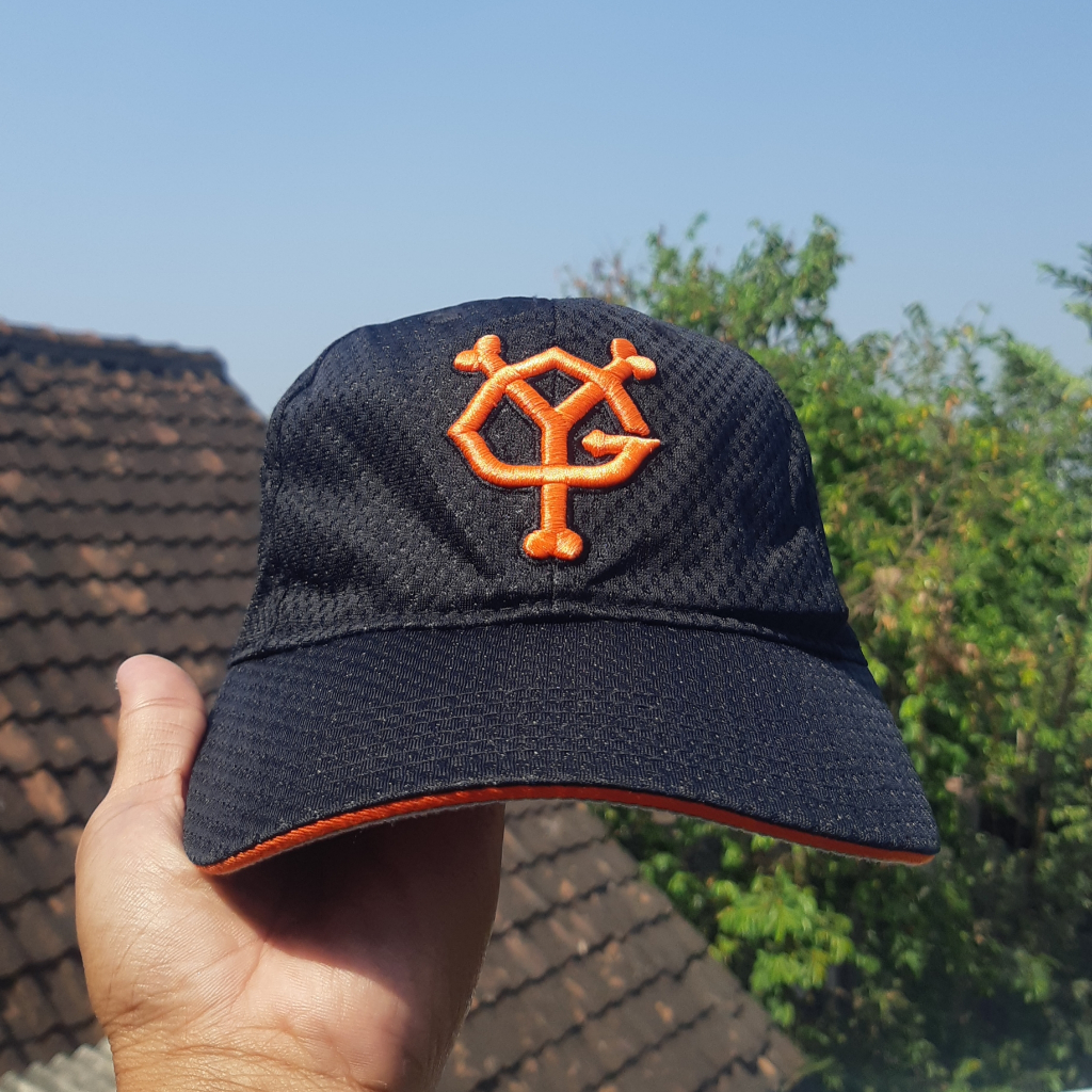 topi adidas x yomiuri giant