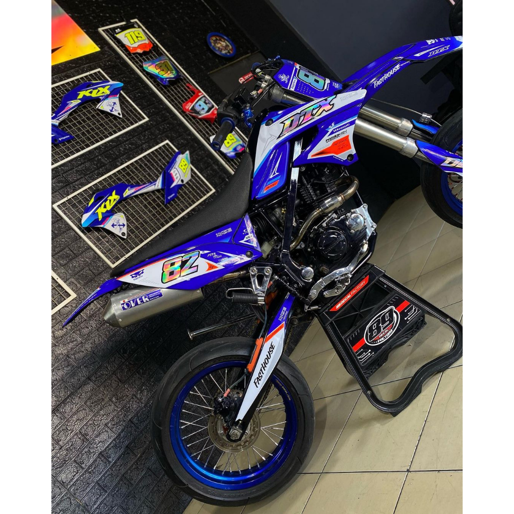 Decal Sticker KLX S & DTRACKER - LAMA (lama, old) decal klx 150s - decal klx old full bodyDecal Stic