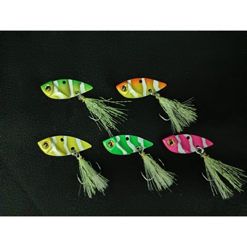 Metal Vibra Lure Sirip Hiu Machete