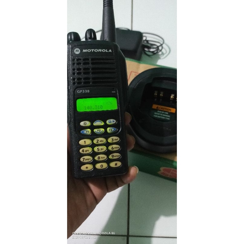 HT MOTOROLA GP 338 VHF 136-174MHz Second Original Batrei Litium