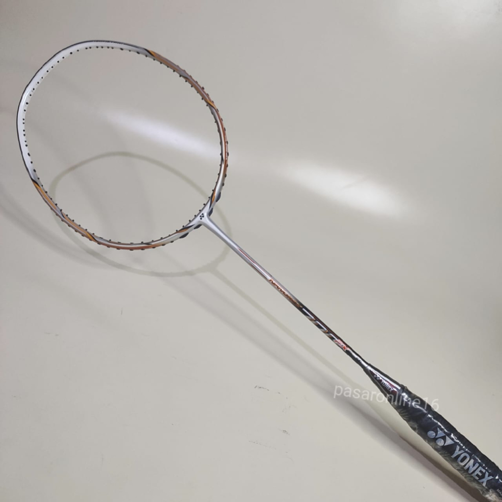 RAKET YONEX NR700FX (NANORAY 700 FX)