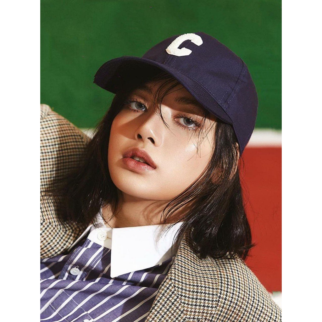 Topi ori C Lisa Blackpink