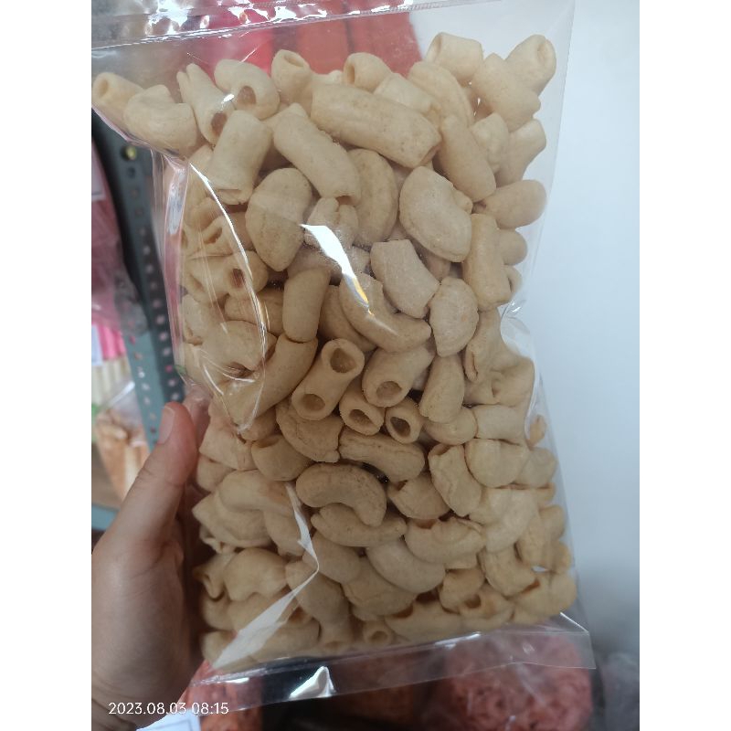 

Snack kiloan makaroni asin