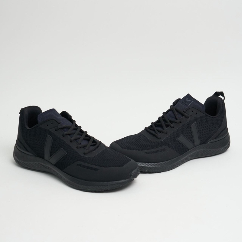 Veja Impala Low Top Sneakers Men