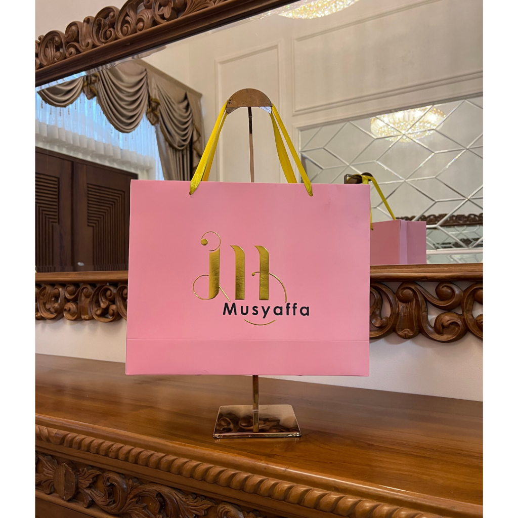 

FREE ONGKIR MUSYAFFA - PAPPERBAG HAMPERS ECLUSIVE MUSYAFFA