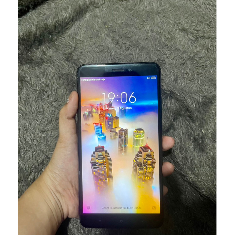 Xiaomi Mi Max 2 Handphone Bekas Second