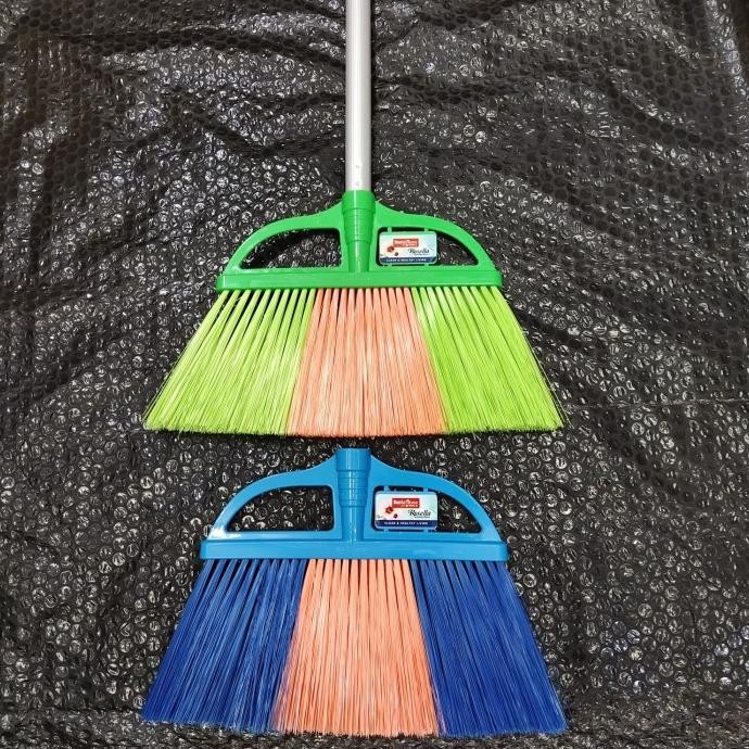 Ay00 LIon star basic home sapu plastik
