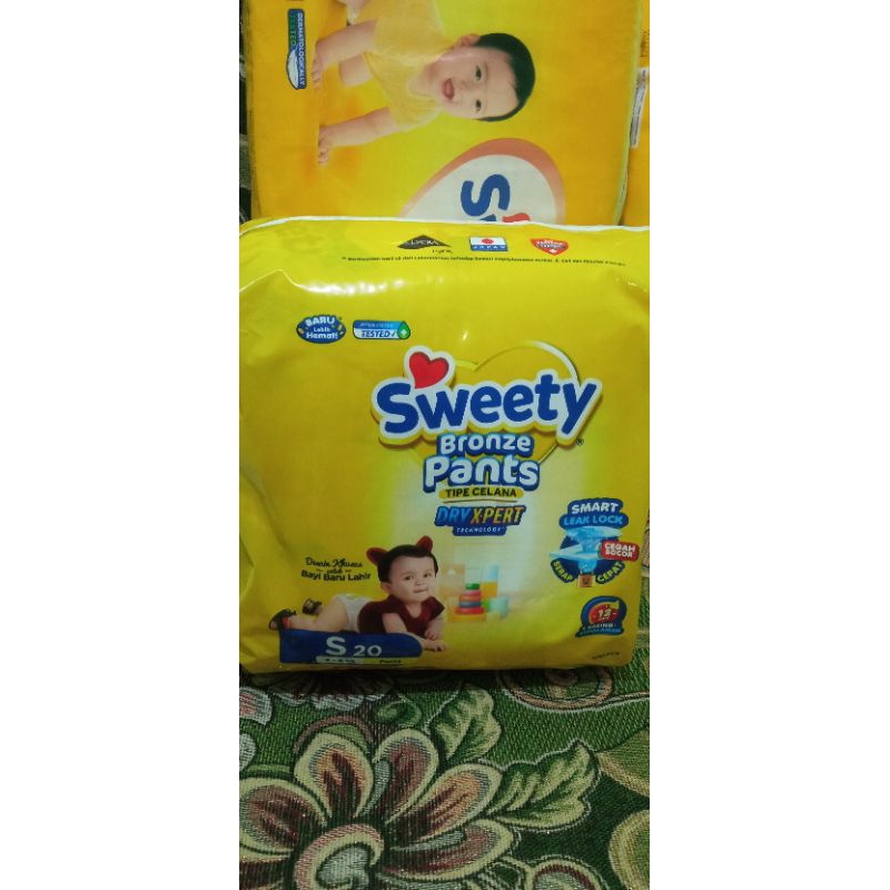 Sweety bronze pampers bayi baru lahir