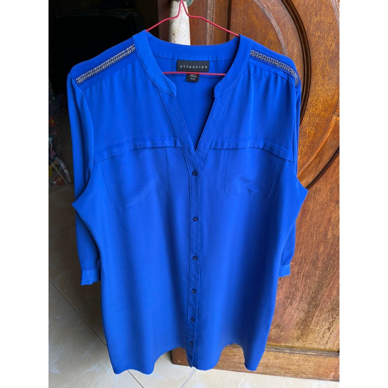 Preloved Attention Kemeja Wanita