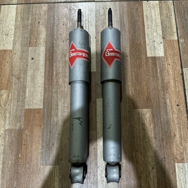 SALE Shockbreaker Shock Skok Depan Isuzu Panther Panter Touring Edition Kyb