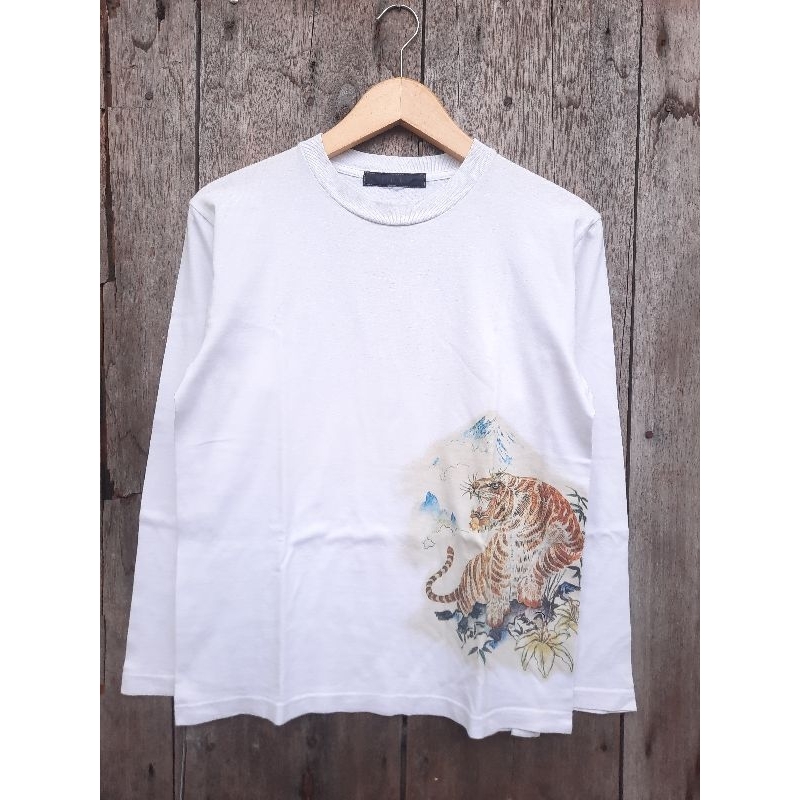 kaos longsleeve sukajan tiger size M second original preloved