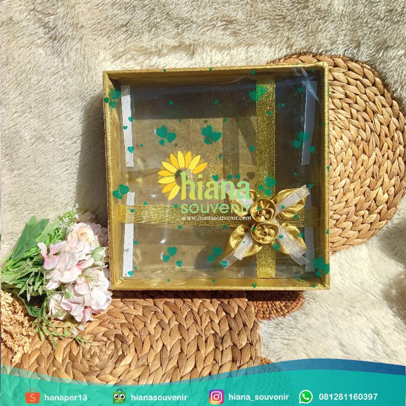 

Nampan kue ukuran 25x25 / Kotak Seserahan