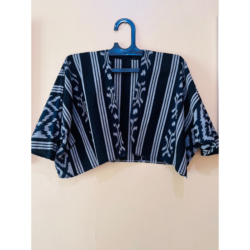 New Outer Crop Tenun Hitam
