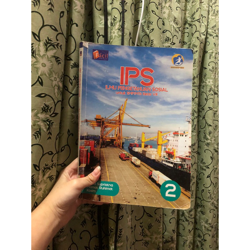 Buku IPS Kelas 8 SMP — Facil