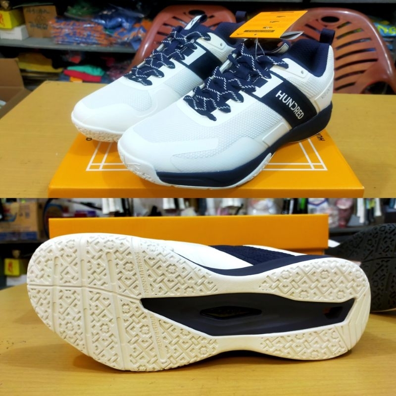 SEPATU HUNDRED VELOCITY