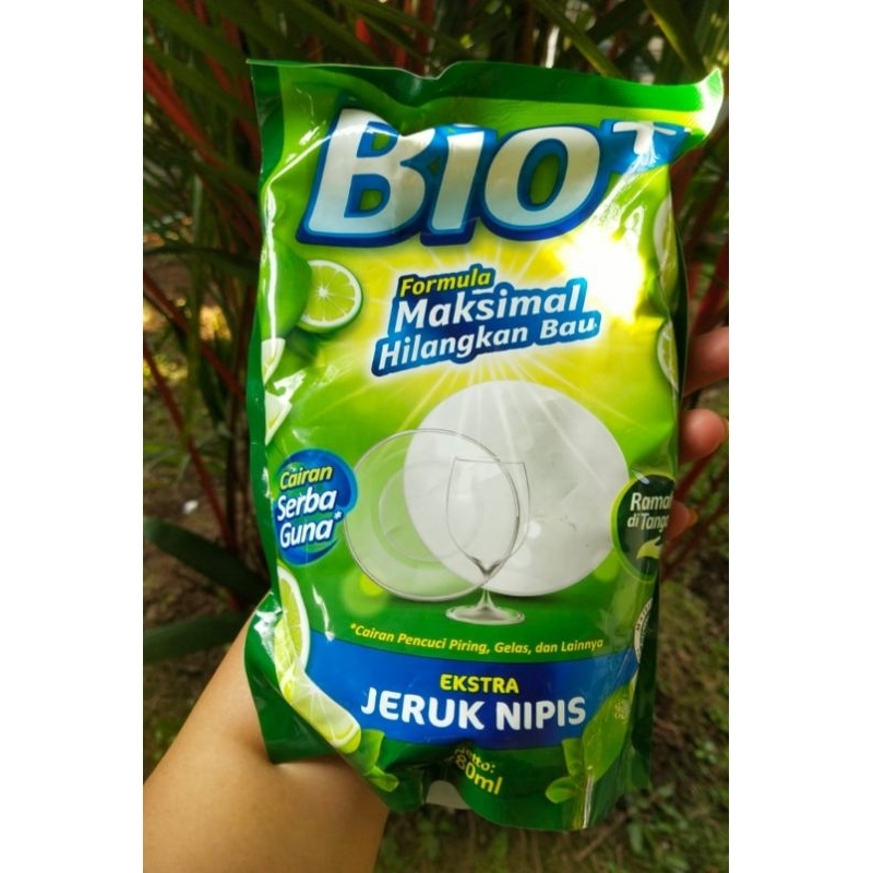Bio+ pencuci piring 780ml