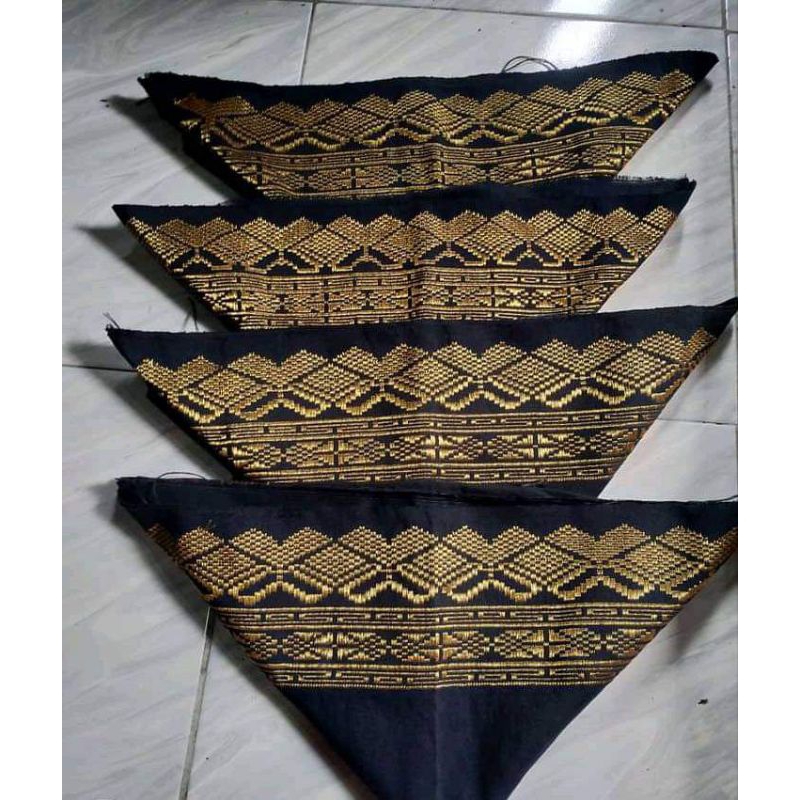 sapuk songket lombok