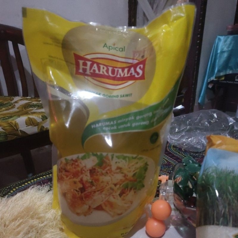 

minyak goreng harumas kemasan 2 liter