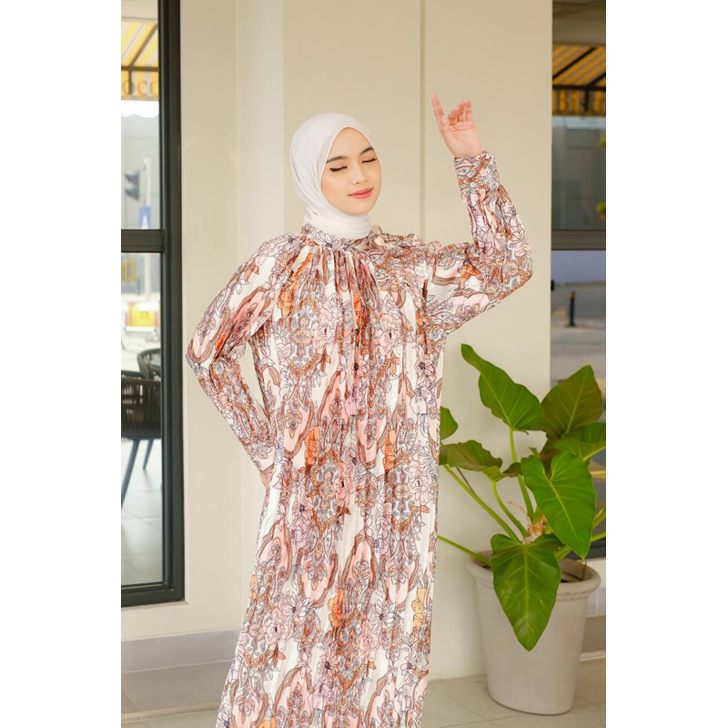 Delia Dress Satin Plisket / Baju Gamis Wanita Import