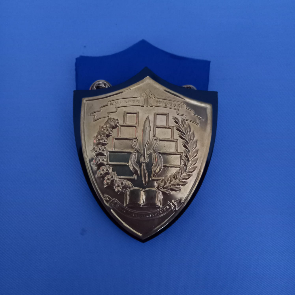 EMBLEM BARET / PET TARUNA POLTEKIM