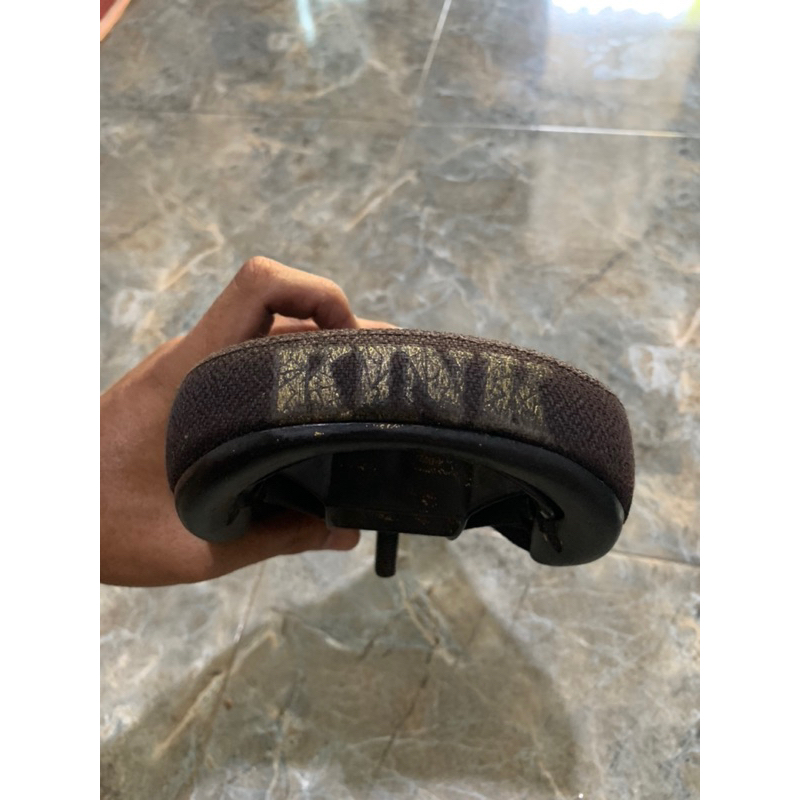 sadel bmx kink signature pivotal dan rantai dartmoor halflink black