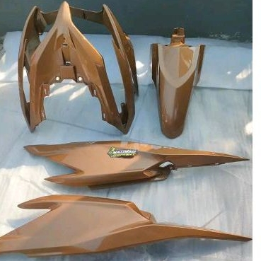 cover body halus Vario 125 old custom coklat muda