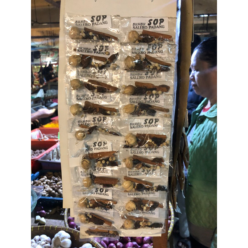 

BUMBUM SALERO PADANG PER 1pcs
