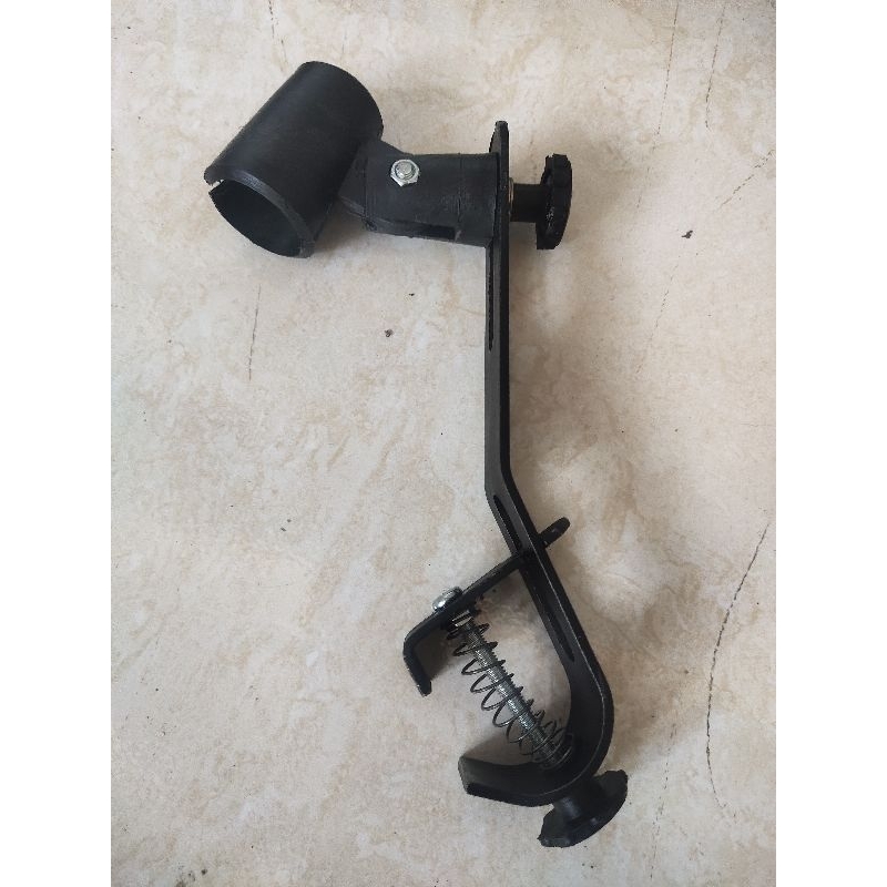 stand mic besi jepit buat kendang rebana drum dll