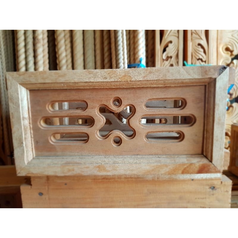 loster kayu 15x30cm